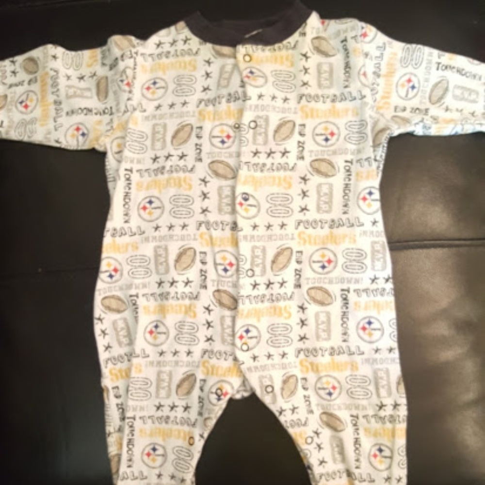 NFL Steelers Oneies size 3-6 months